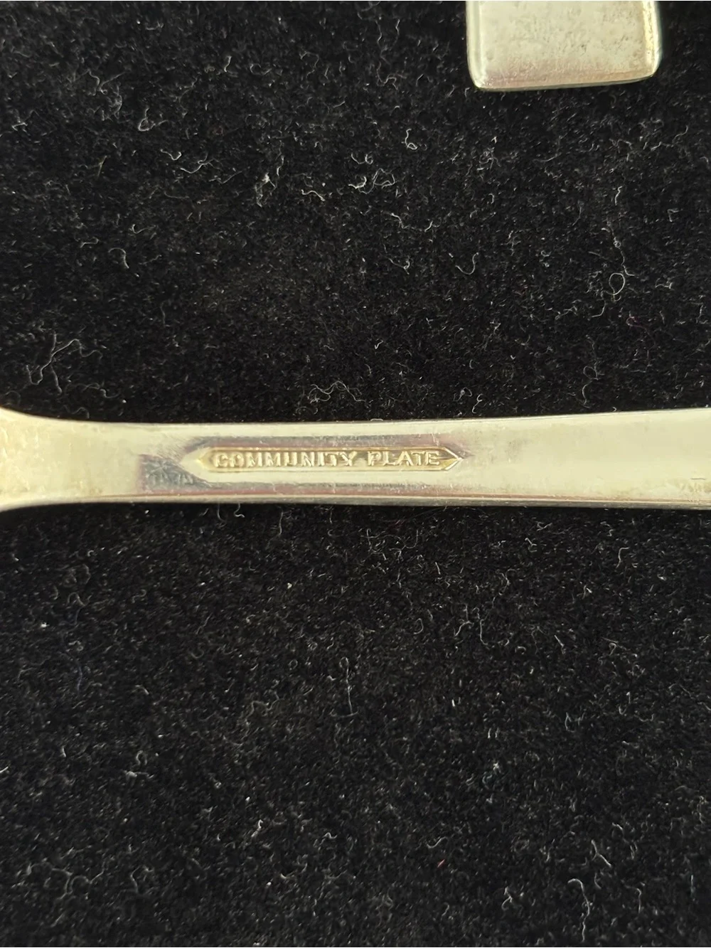 Community Plate, Coronation Flatware 4 Dinner Spoons, Silver Plated, 7.25 Inches